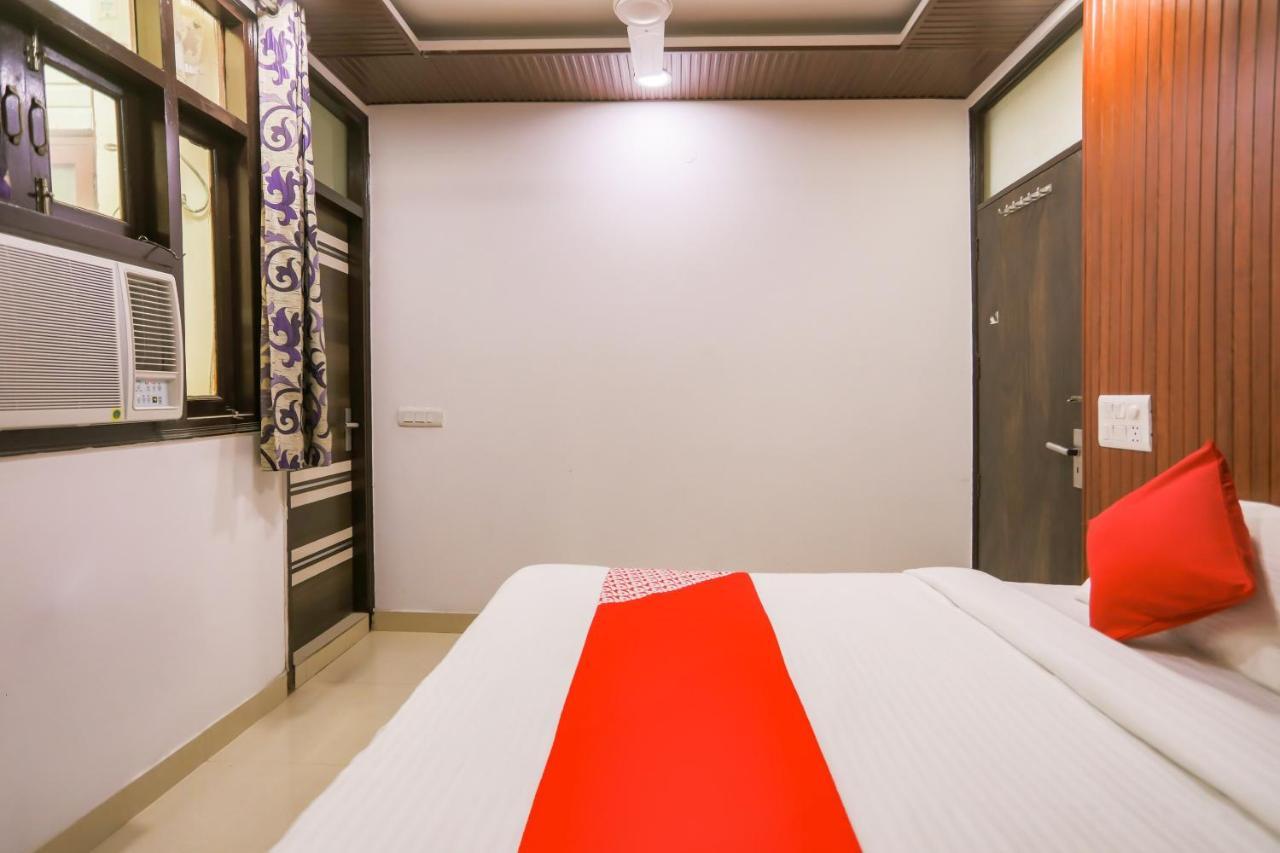 Oyo Jai Palace New Delhi Eksteriør bilde